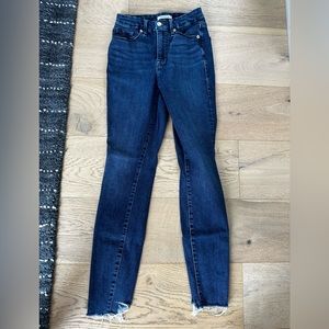 Good American ‘good legs’ in 2/26